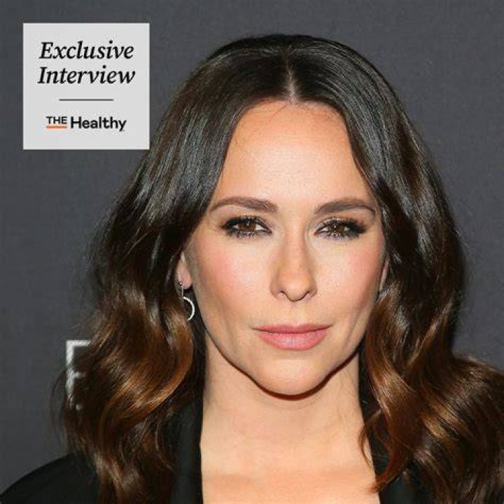 Jennifer Love Hewitt's Newest Pregnancy Rumors And The Truth Behind Them